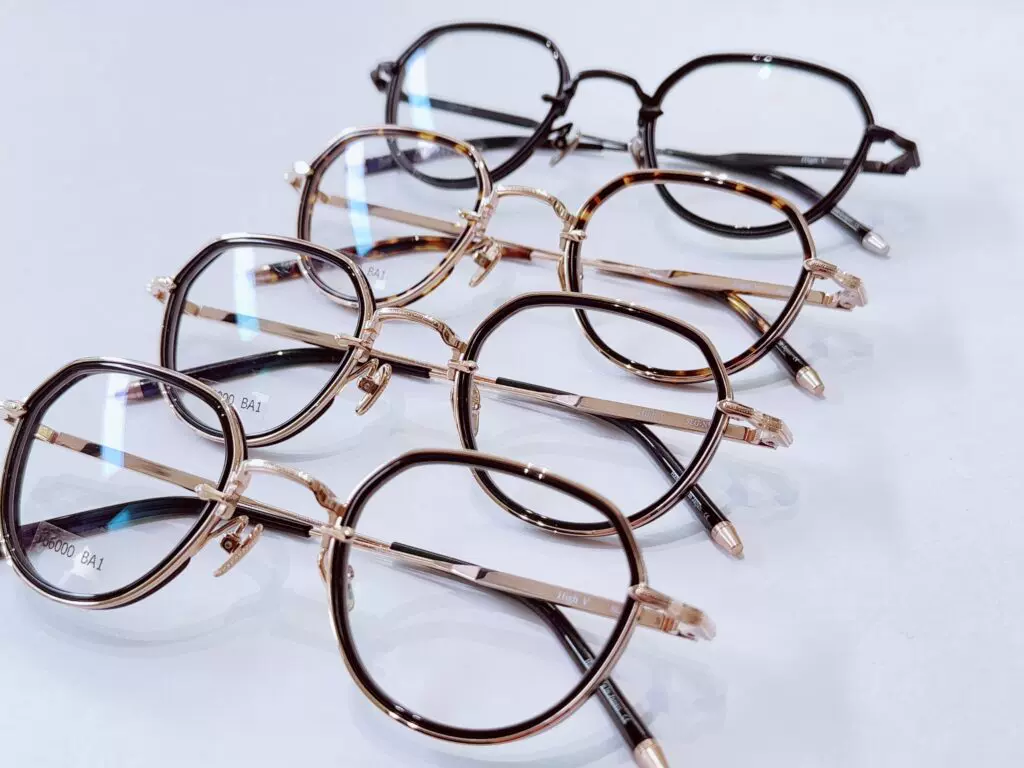 白山眼鏡店Timeworn Clothing 聯名Land Master眼鏡架蝌蚪同款