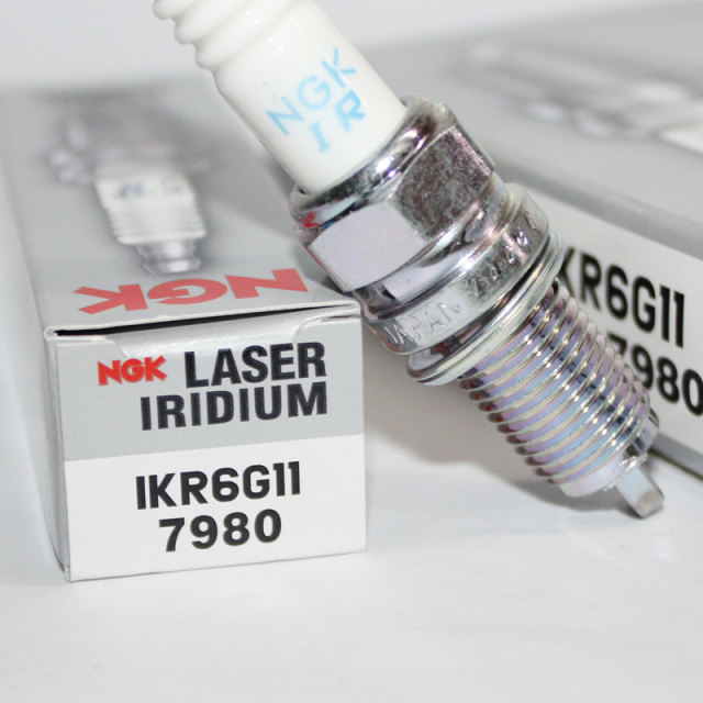 NGK 金 Platinum IKR6G11 7980 Applicable KR6A-10 New Alto 1.0L Beidou Star X5 Gimni 1.5L