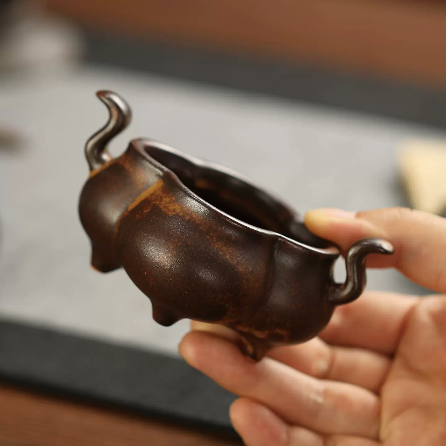 天青色新中式家用香薰炉陶瓷三足檀香盘香炉沉香狮子禅意茶道摆件