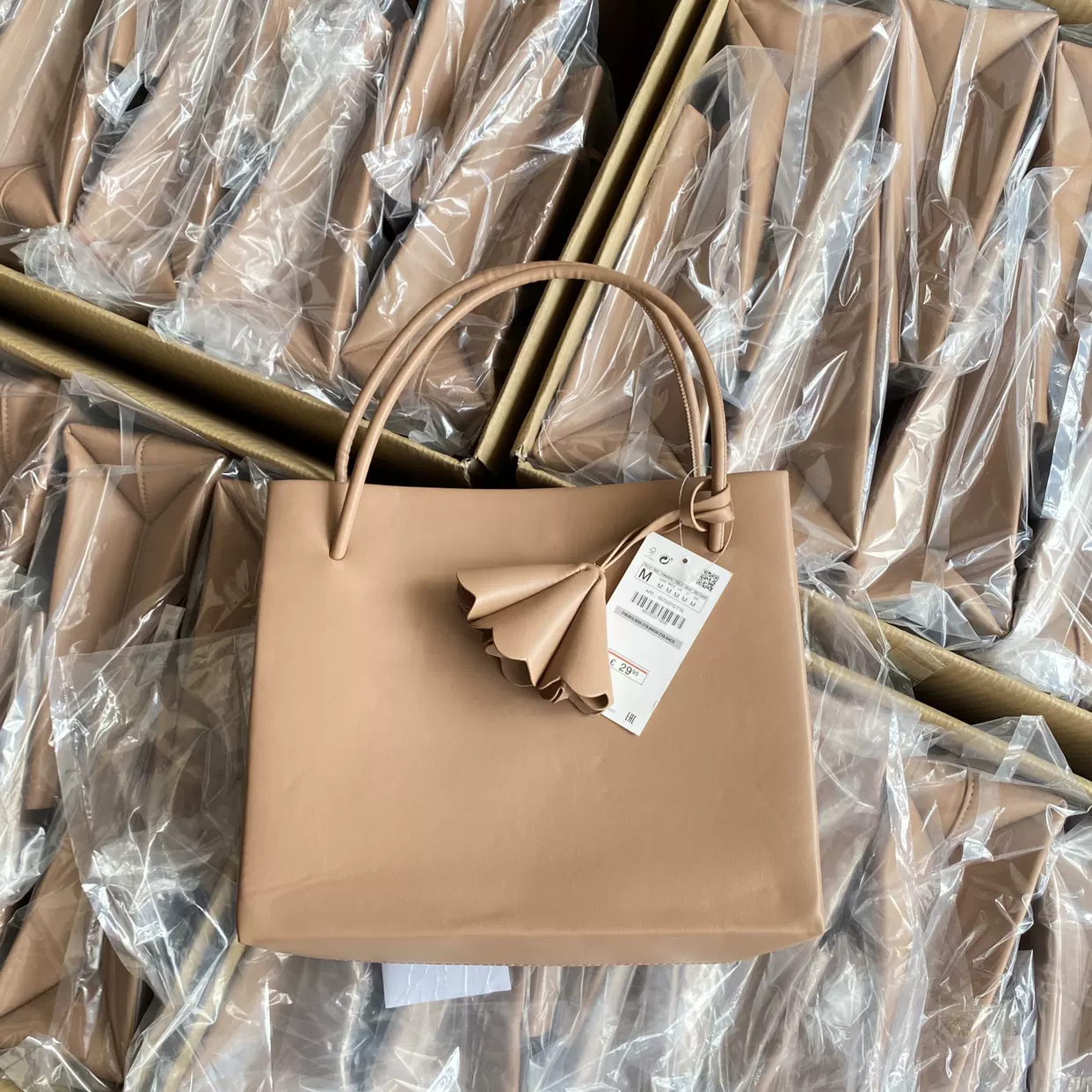 外贸简约风大气裸色单肩手提包立体花朵女士通勤托特包大容量手袋-Taobao