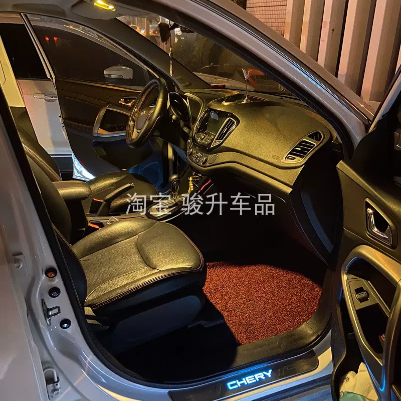 汽车双尖阅读灯led车内灯超亮室内灯车顶灯超亮内饰灯t10后备灯泡