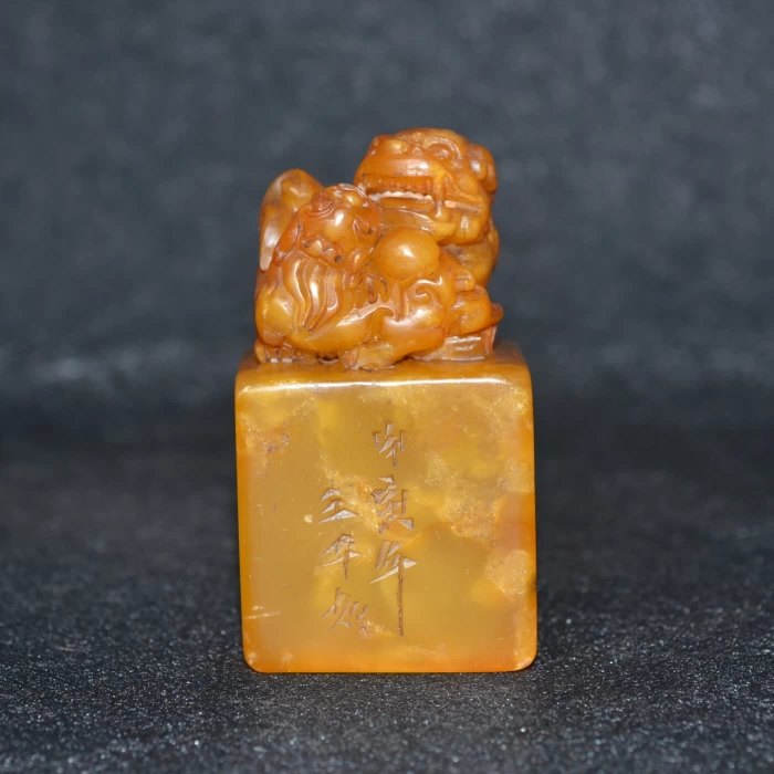 田黄寿山石雕件老田黄石狮子印章金石篆刻收藏品古董寿山石印章