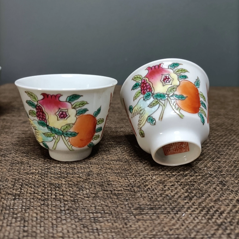 陶器 清朝粉彩桃柘榴蘭文黄杯 小杯 小碗 茶道具 煎茶 陶器 清朝粉彩桃柘榴蘭文黄杯 小杯 小碗 茶道具 煎茶