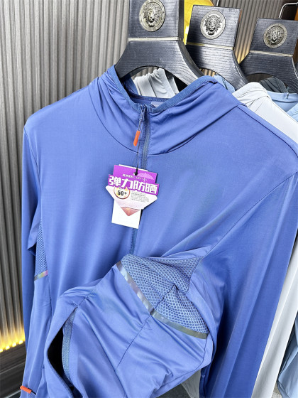 
Highly recommended! Stretch sunscreen + UPF50+! Breathable underarm belt ~ Summer men's solid color hooded sun protection jacket