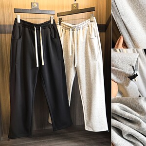 
Shipped by first-line manufacturers and supplied to customers by knitting men's OS version loose straight slim casual pants in the spring of 2025