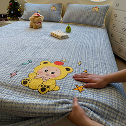 Winter Thickened Milk Velvet Towel Embroidered Bed Protector Cover for Student Dormitory Single Soft Mattress Coral Fleece Blanket