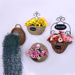 Wall-Mounted Flower Basket, Hand-Woven Straw and Wicker, Large Hanging Flower Pot, Wall Decoration Hanging Basket, Creative Rattan and Iron Art