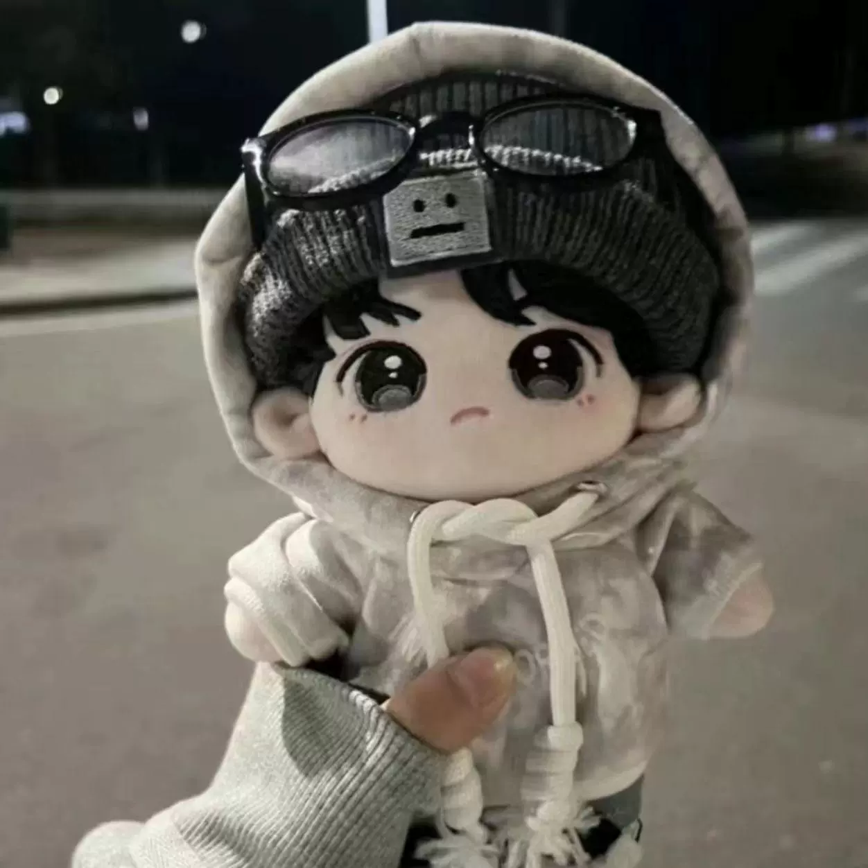 时代少年团 刘耀文 棉花娃娃 时代少年团刘耀文棉花娃娃20cm周边帅气公仔可爱玩偶礼物送情侣