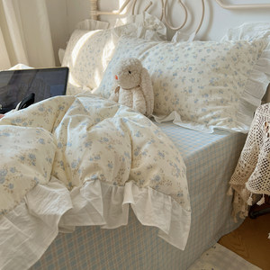 
Li Meng Planting Flowers in the Heart Ins Small Floral Cotton Four-piece Set Cotton Sheets and Quilt Covers Dormitory Bedding