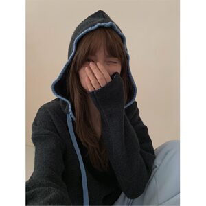 
PPSHD2024 winter Korean style niche design age-reducing lazy style hooded contrast striped pullover knitted sweater