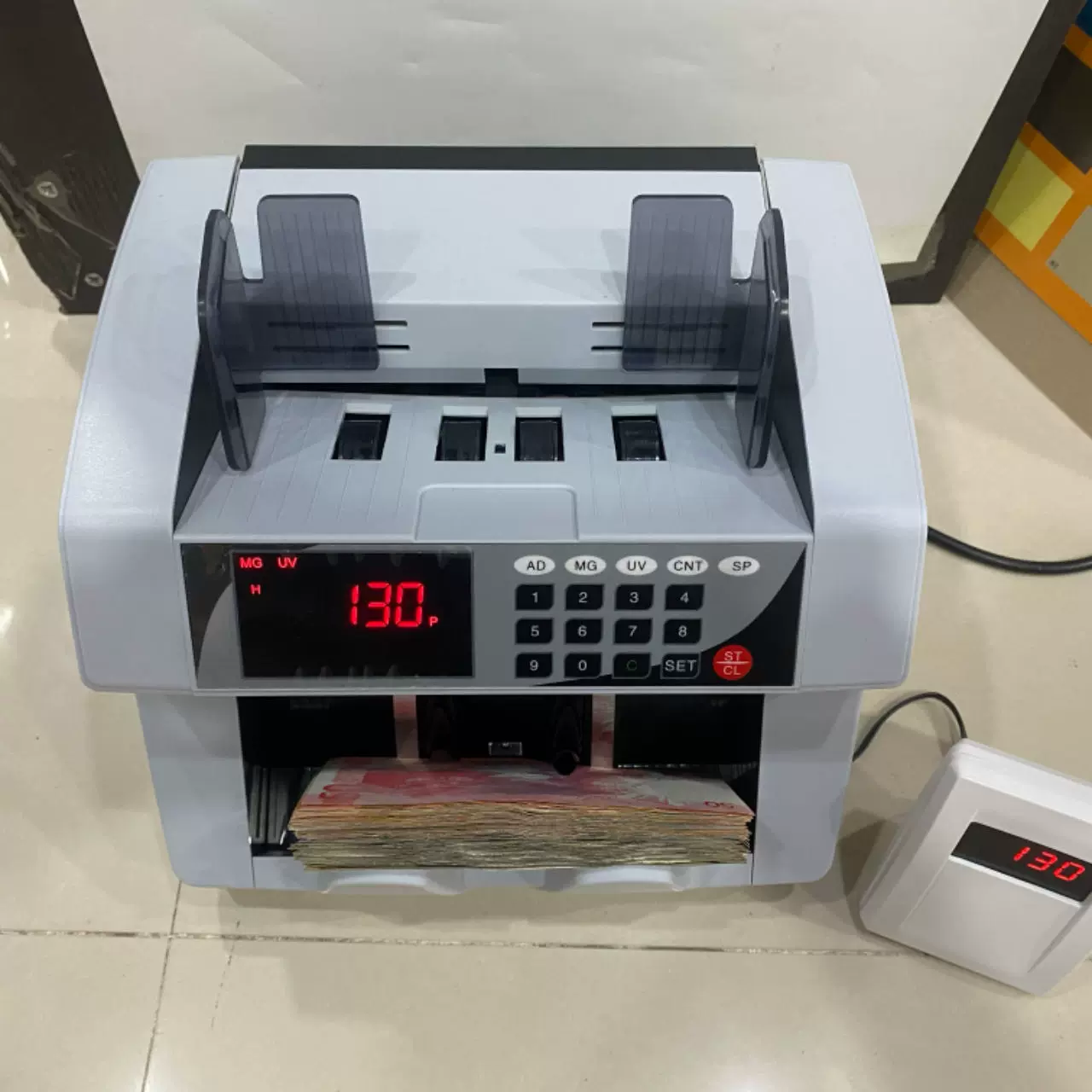 外幣點鈔機多貨幣1504可攜式美元馬幣南非非洲幣