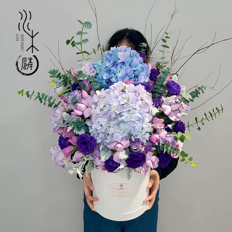 水木麟成都同城鲜花桌花郁金香玫瑰花混搭速递时尚抱抱桶