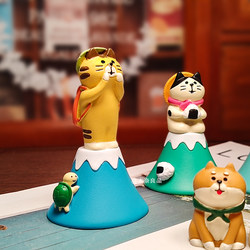 Climbing Mount Fuji Cat Healing-Style Cute Desktop Ornaments Office Desk Decoration Accessories Gifts Small Presents