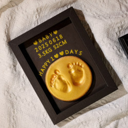Simple baby full moon commemorative hand and foot prints