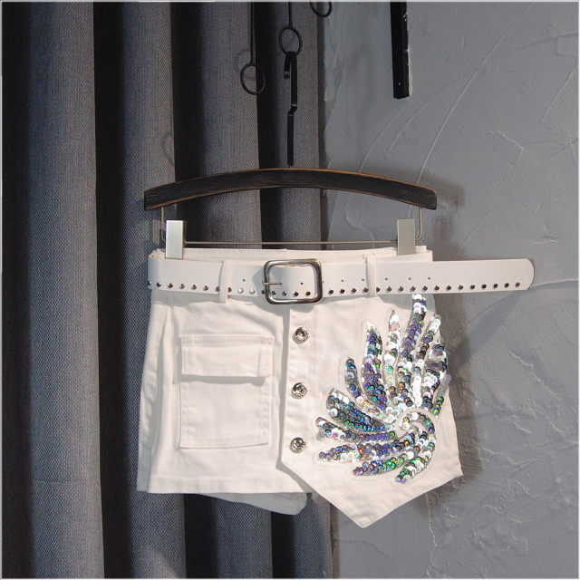 High -waist denim skirt pants 2022 summer new Korean version of fashion sequins single row button irregular skirt
