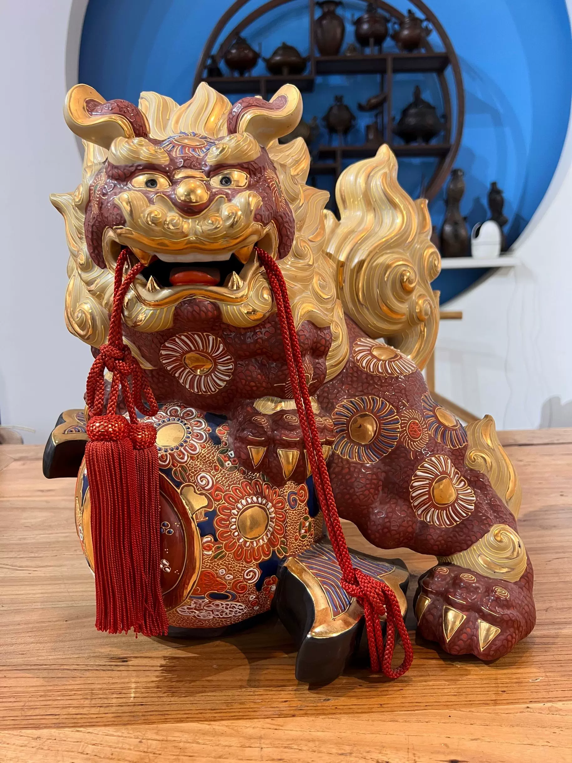 金彩色绘玉狮子置物，九谷烧赤狮子摆件，日本回流瓷器九谷烧狮子-Taobao