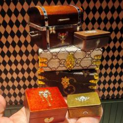 Miniature Dollhouse Wooden Jewelry Box Treasure Storage Suitcase Prop Scene Decoration