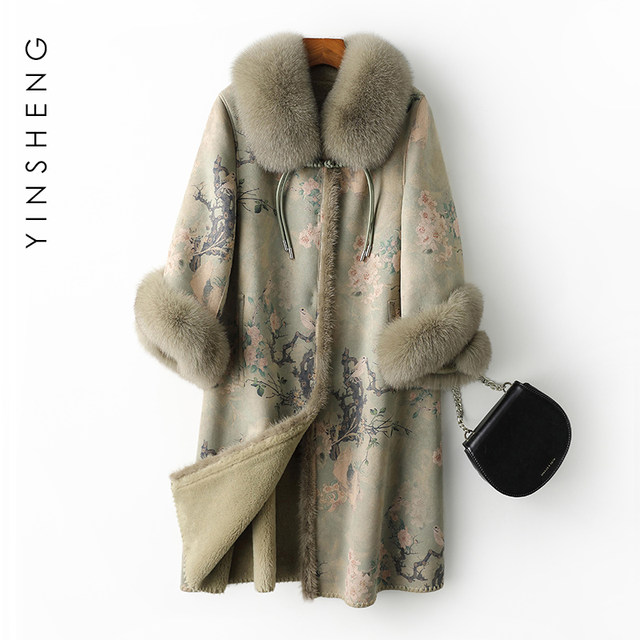 Noble Chinese style mother's winter fur all-in-one coat for women with fox fur collar for middle-aged and elderly sheep sheared fur coats