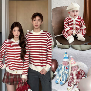 
Small month-old parent-child clothing baby crawling clothes love sweater children's clothing family of three autumn and winter clothing red striped sweater