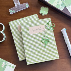 Four-Leaf Clover Story Notebook A6 Simple Vintage Style Thick Blank Notebook Girly Student Diary Planner