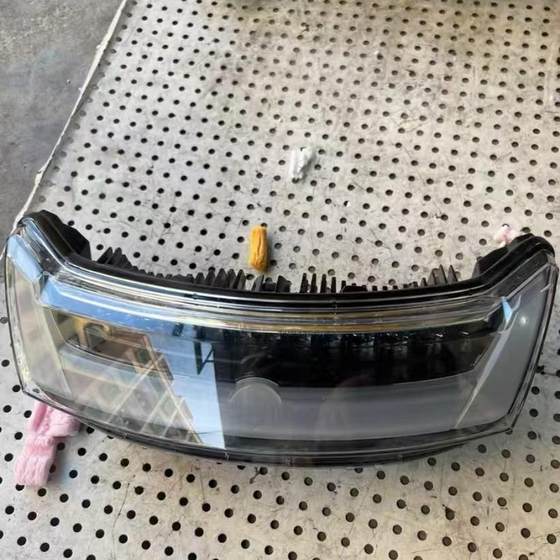 
Harley 1250 Pan America headlight assembly, second-hand dismantled car, no damage or repair