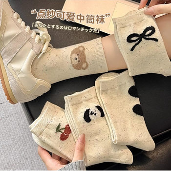Gentle little bit~Fashionable Korean women's mid-calf socks for autumn and winter