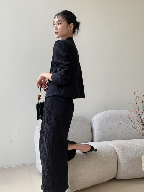 JWUNIQUE apricot new Chinese two-piece suit for women's spring 2025 new Chinese style top high waist skirt
