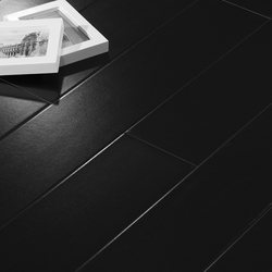 Solid Color Black and White Lock Assembly 12mm Reinforced Composite Wood Floor Wear-Resistant Wood Grain Relief Clothing Store t Stage Exhibition Hall