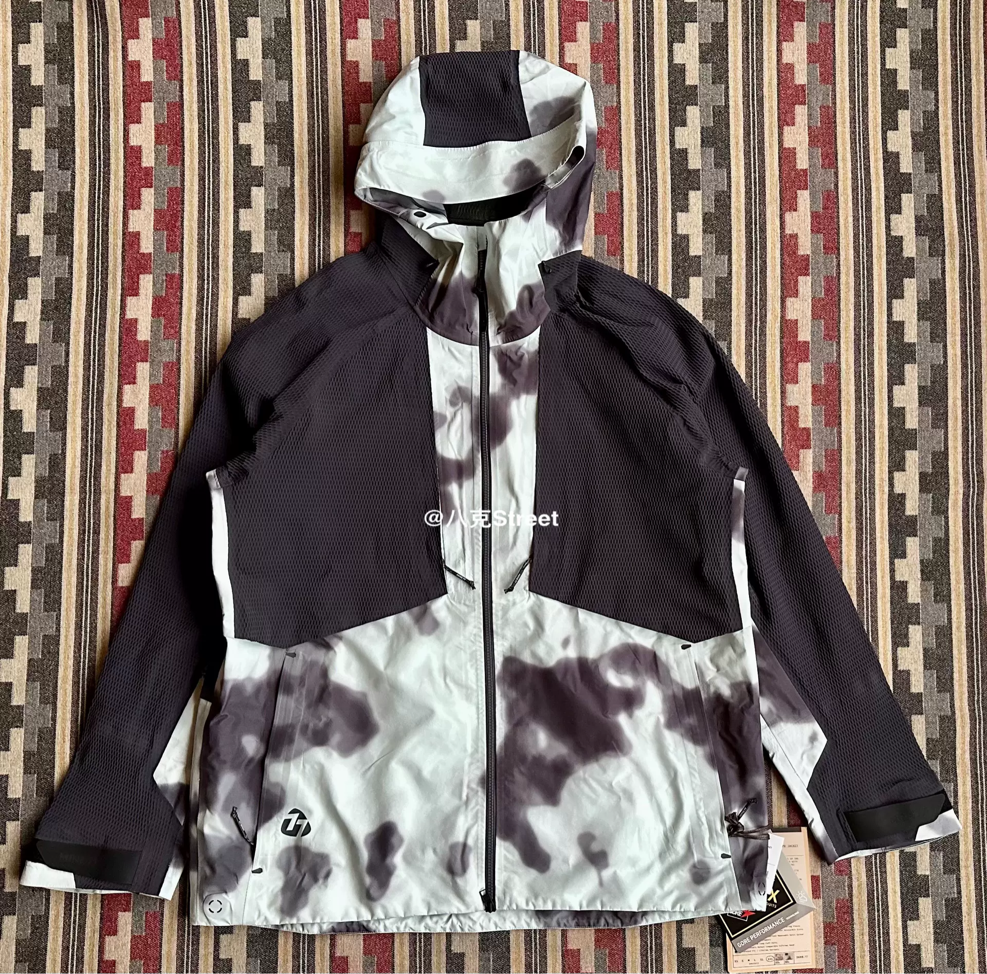 完売品　Burton MINE77 GORE-TEX 3L 上下セット Burton MINE77 GORE-TEX 3L ジャケット | Burton.com Winter 2024 JP
