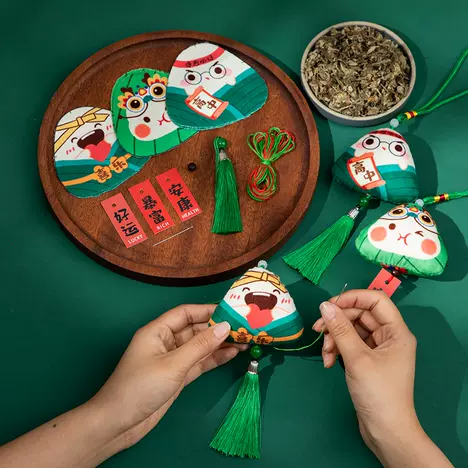 端午节香包香囊手工diy材料包粽子驱蚊艾草空袋车用成品挂件礼品