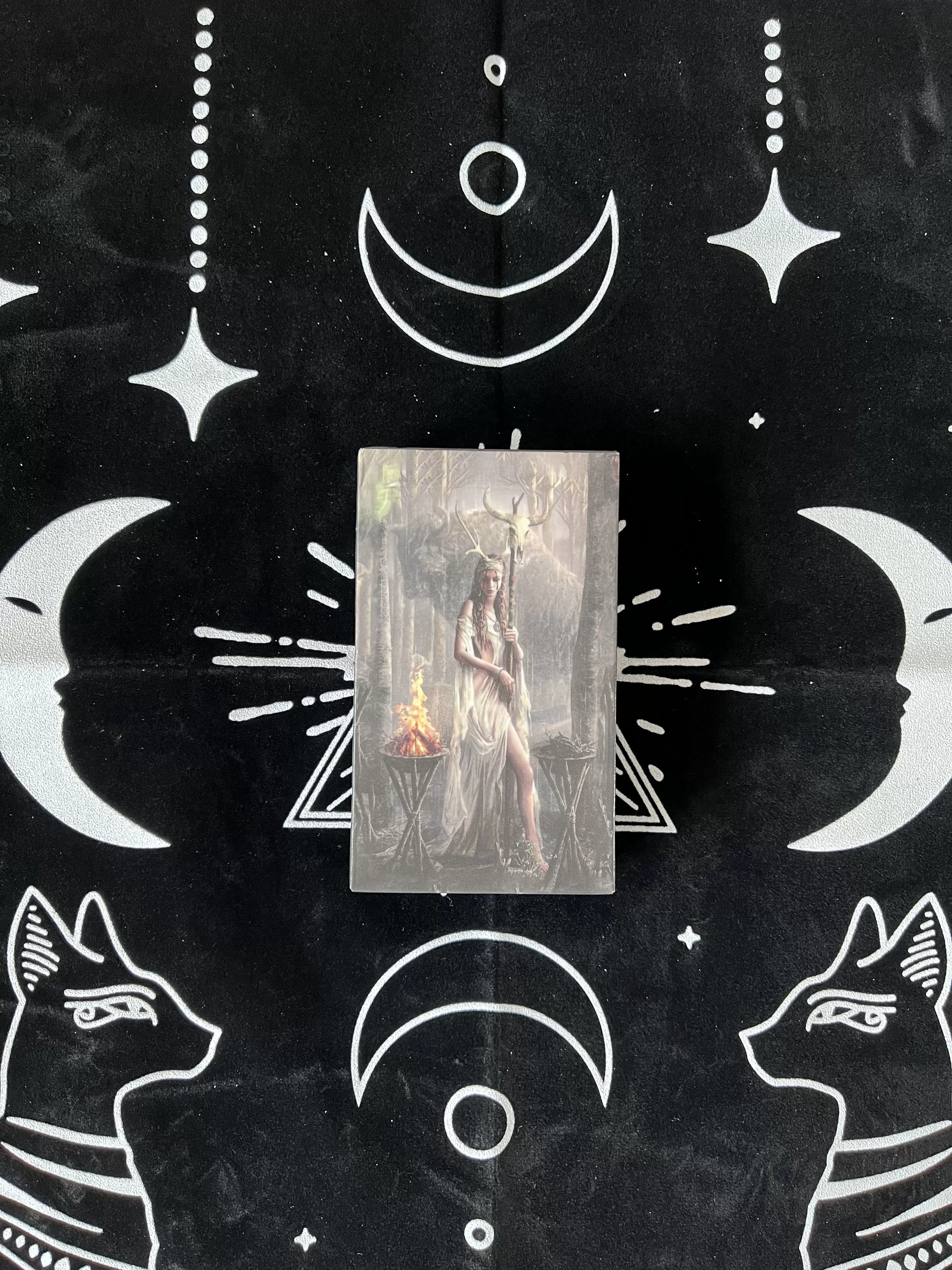 Spot Runic Card 78 частей FANWEI Te Carlo Card Runic настольная игра карта нов новая