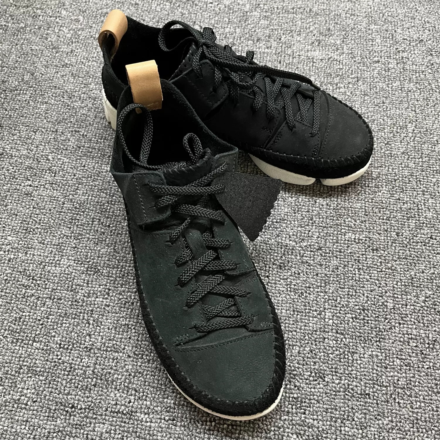 Clarks其乐女士英伦系带复古三瓣休闲运动鞋女鞋Trigenic