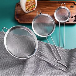 Large Stainless Steel Strainer for Home Use, Suitable for Filtering Dumplings, Juice, Soy Milk, and Oil