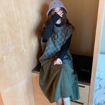 Knitted vest + bottoming shirt + skirt fashion set