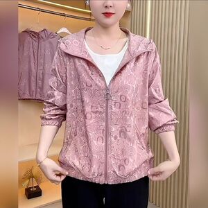 
2025 new high-end double-happy flower radish sun protection clothes middle-aged and elderly summer hooded jacket mother summer clothes long sleeve thin