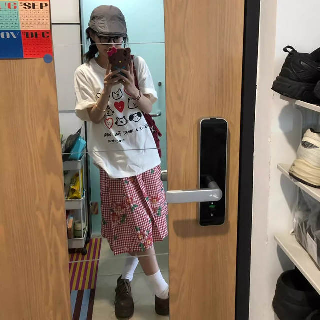 Sweet and playful plaid pattern skirt for women in summer new elastic waist loose slim and versatile A-line mid-skirt for women
