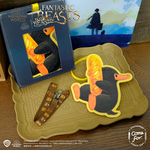 
ComeFor. Fantastic Beasts Series Sniffing Card Holder Kowalski Bakery ID Cover Transportation Card Holder