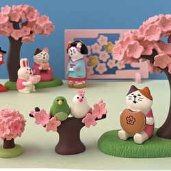 Cat-Themed Miscellaneous Goods, Japanese-Style Cat Food, Cherry Blossom-Themed Desserts, Cute Cat Figurines, Girly Healing Mini Dolls