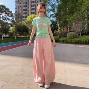 
Dopamine Outfit Casual Sports Suit Women's Summer Small Polka Dot Short Sleeve T-shirt Wide Leg Pants Two-piece Set