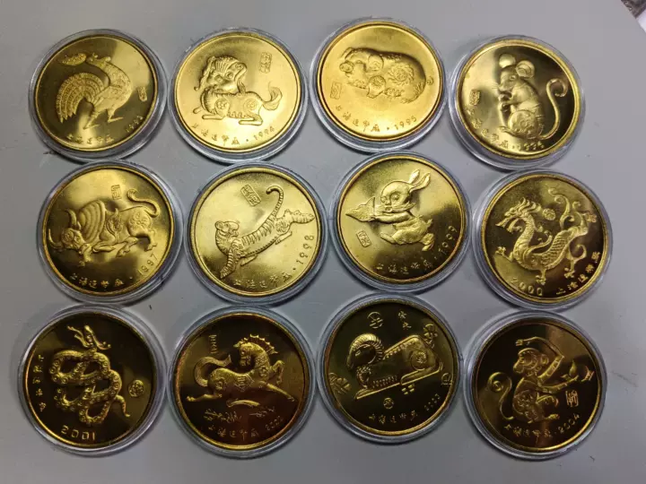 上海造幣廠 精製 十二生肖紀念章 12枚フルセット／1986〜1993年頃 上海造幣廠 精製 十二生肖紀念章 12枚フルセット／1986〜1993年頃