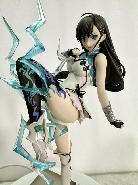 Aquamarine Bright Fighting Blade Duel Thunder Dragon Wang Bailong 1/7pvc Figure Genuine Spot