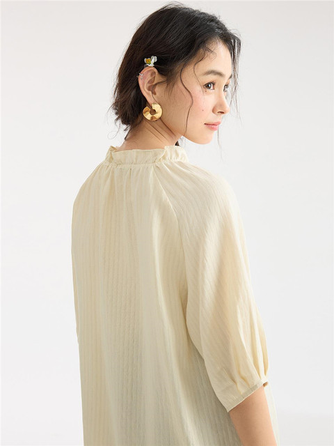 Zara Raglan Top Designer Style Zara-Inspired Outfit Summer French Lace Collar Raglan ...