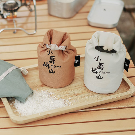 Outdoor camping grain rice bag funnel mouth wood buckle mouth is not easy to sprinkle 1kg large -capacity canvas storage bag
