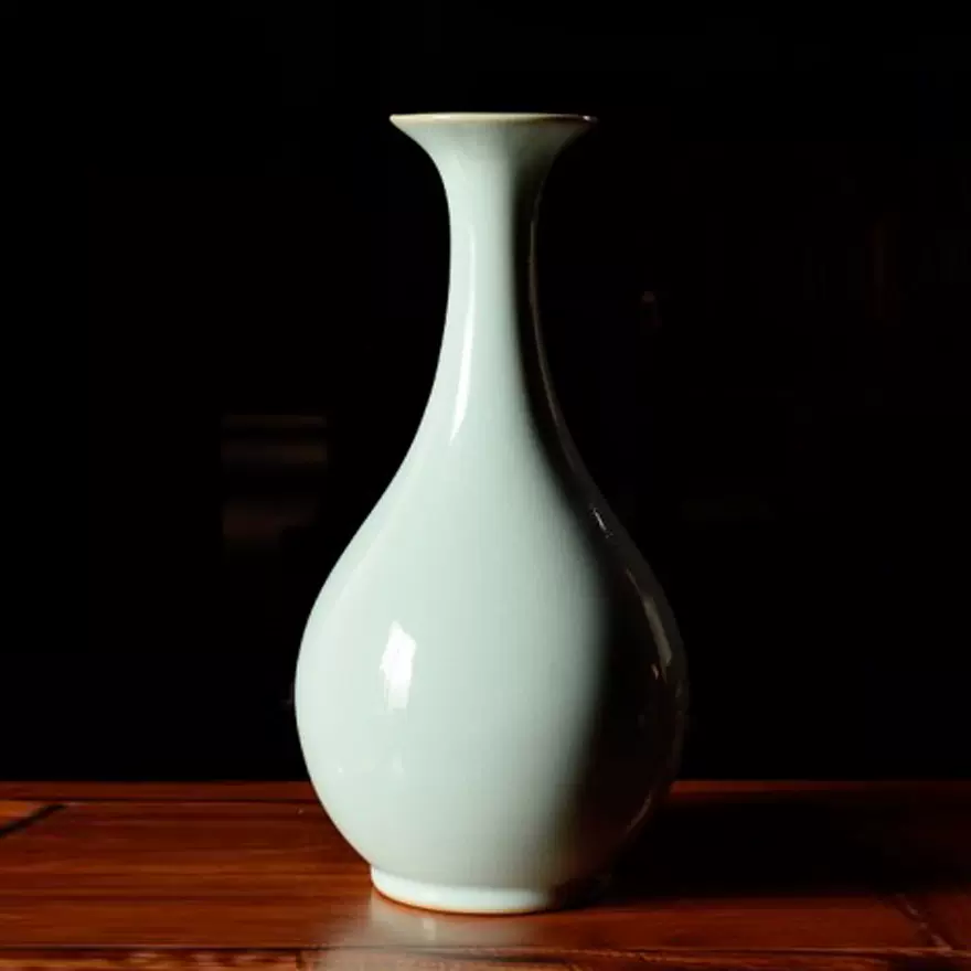 中国古玩 景徳鎮製 青花梅花紋 天球瓶 花瓶 壺 高約34.2cm 唐物 時代物 中国古玩 景徳鎮製 青花梅花紋 天球瓶 花瓶 壺 高約34.2