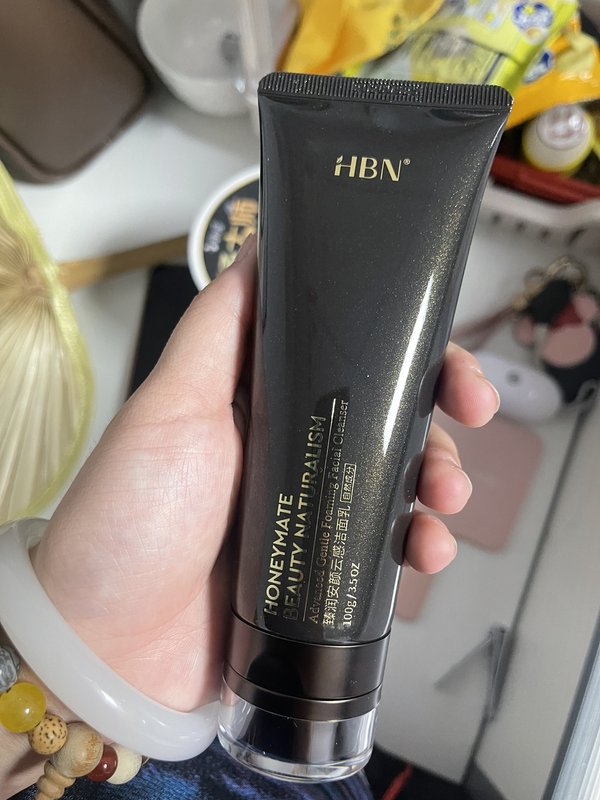 hbn三重氨基酸深层清洁洗面奶，比较好的热门实用单品