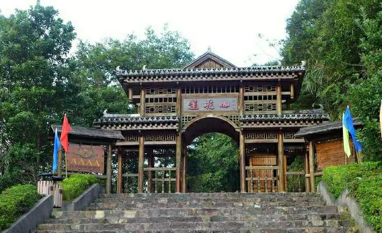 莲花山寺图片