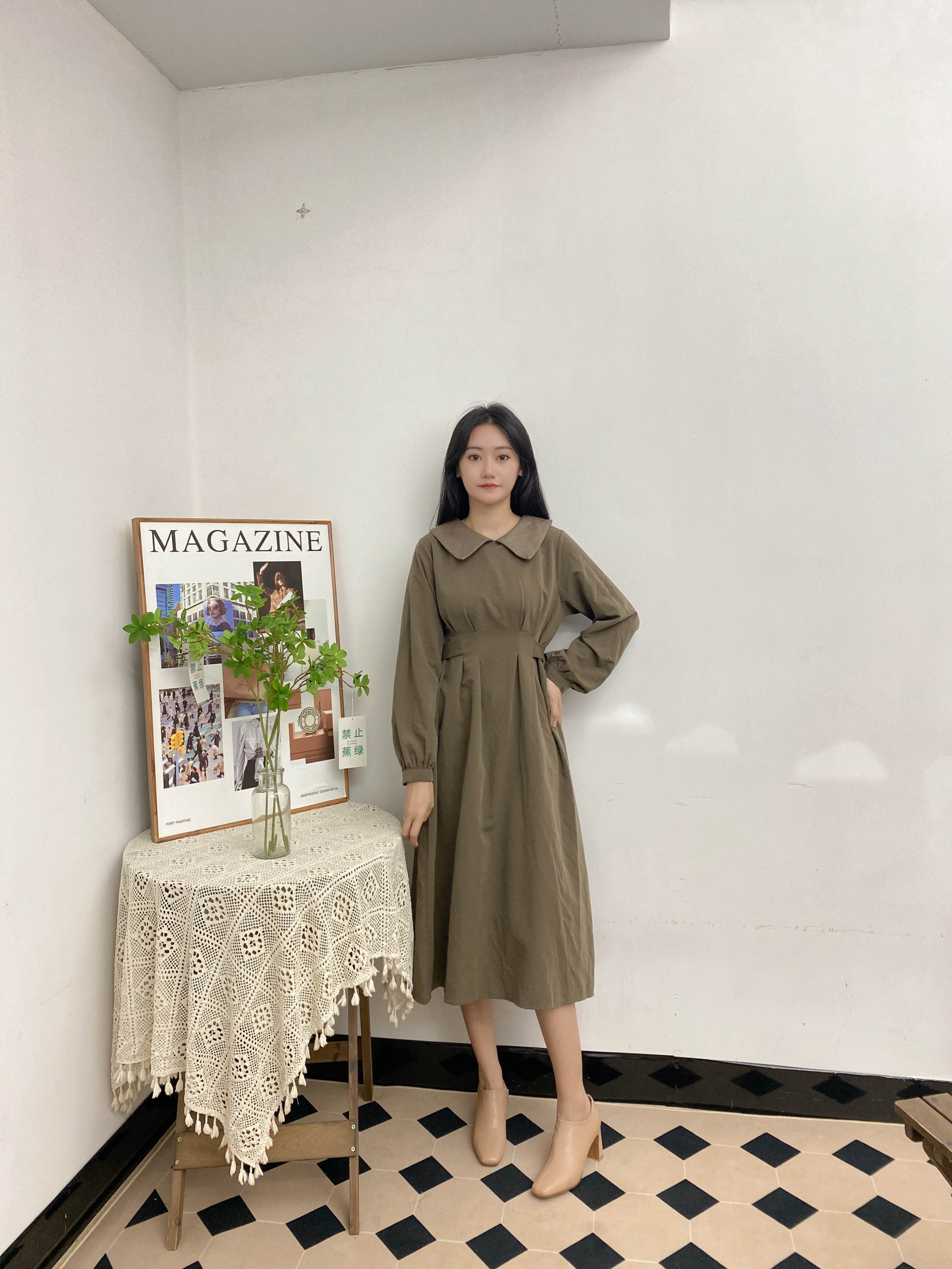 [依囡]气质法式小踝靴瘦瘦靴裸色深口单鞋秋季高跟鞋粗跟白色洋气小短靴[贝尚美格鞋类专营店]