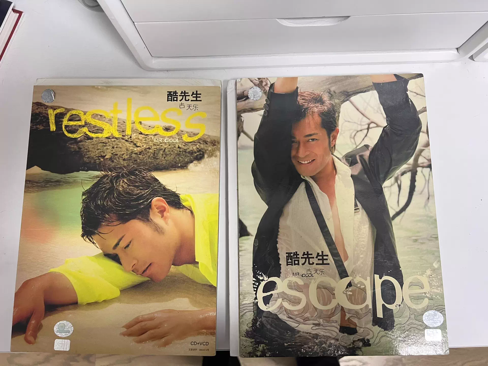 古天楽 MR.COOL特別版　CD+VCD+ブックレット　ルイスクー 古天樂mr cool CD+VCD+寫真冊美卡精裝引進版