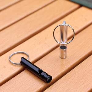 
Whistle outdoor survival whistle blast field training high-pitched life-saving whistle high decibel rescue aluminum alloy children
