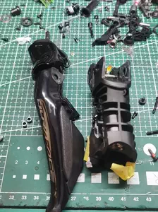 r8050di2セット。ブレーキは8070 えぐ